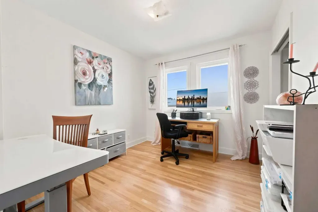3518 3 Avenue SW Calgary AB T3C 0A6