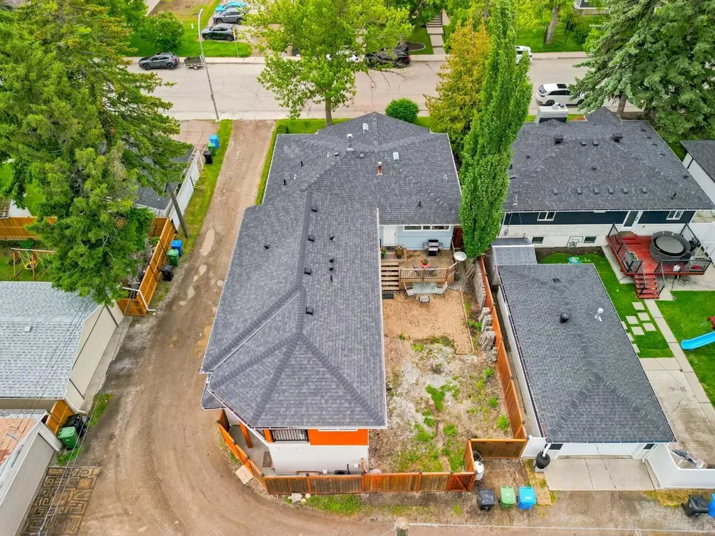 3518 3 Avenue SW Calgary AB T3C 0A6