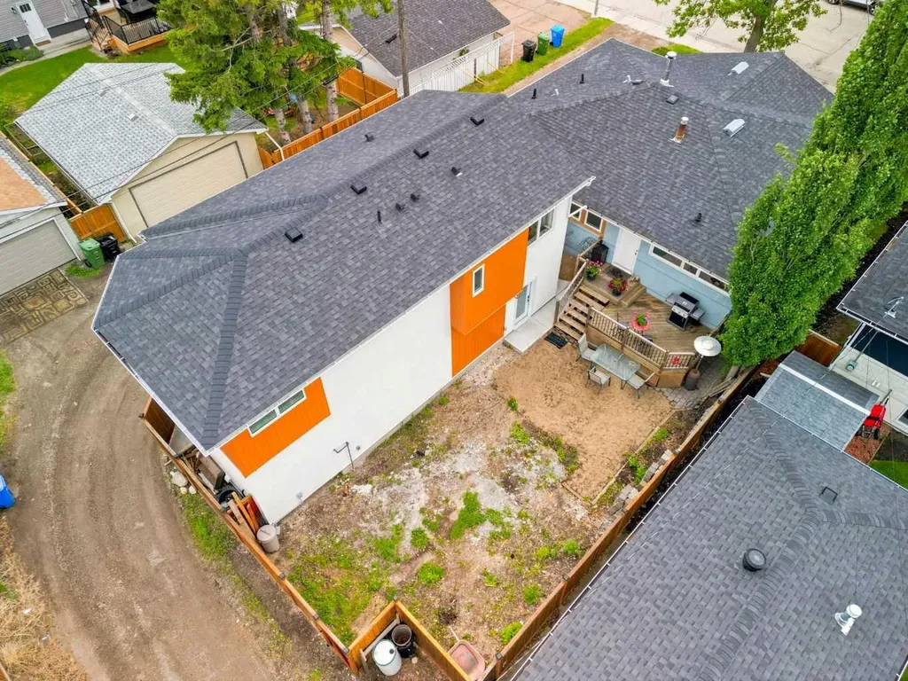 3518 3 Avenue SW Calgary AB T3C 0A6
