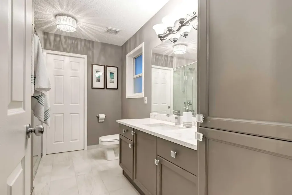 10450 Rockyledge Street NW Calgary AB T3G 5N1