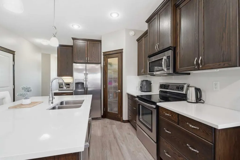 1 Cody Place Red Deer AB T4P 0M4