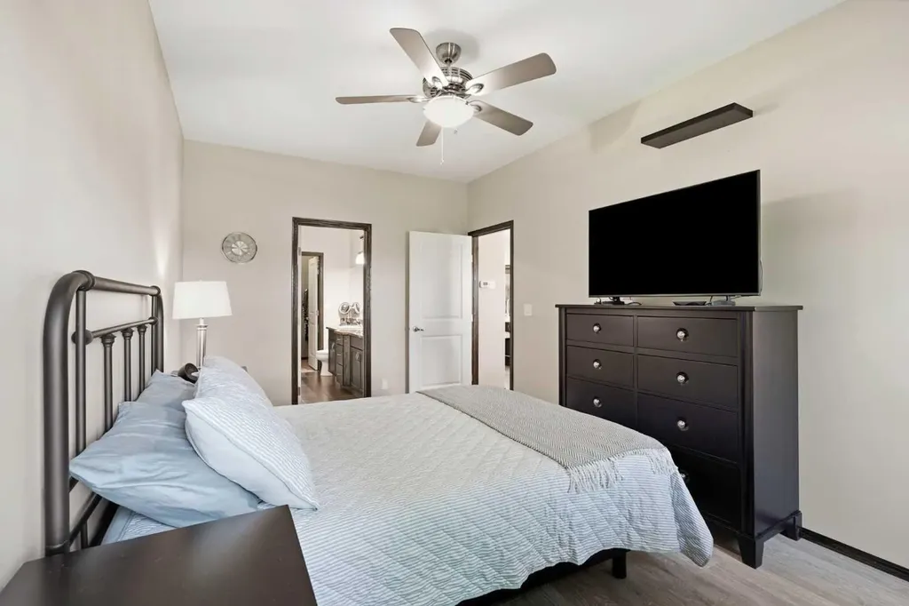 1 Cody Place Red Deer AB T4P 0M4