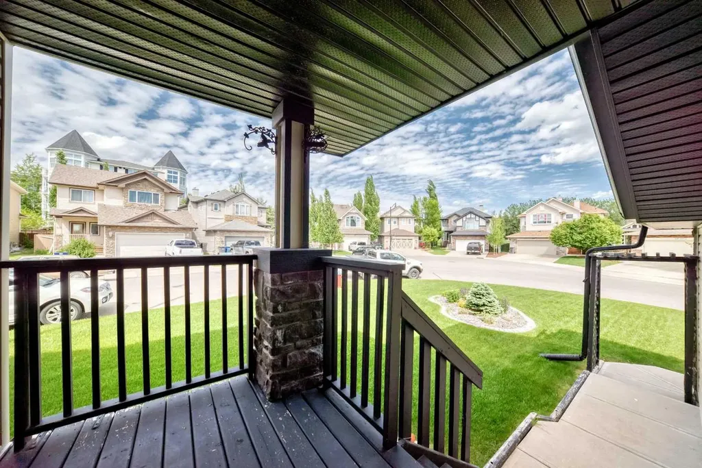 209 Crystal Green Point Okotoks AB T1S 2K7