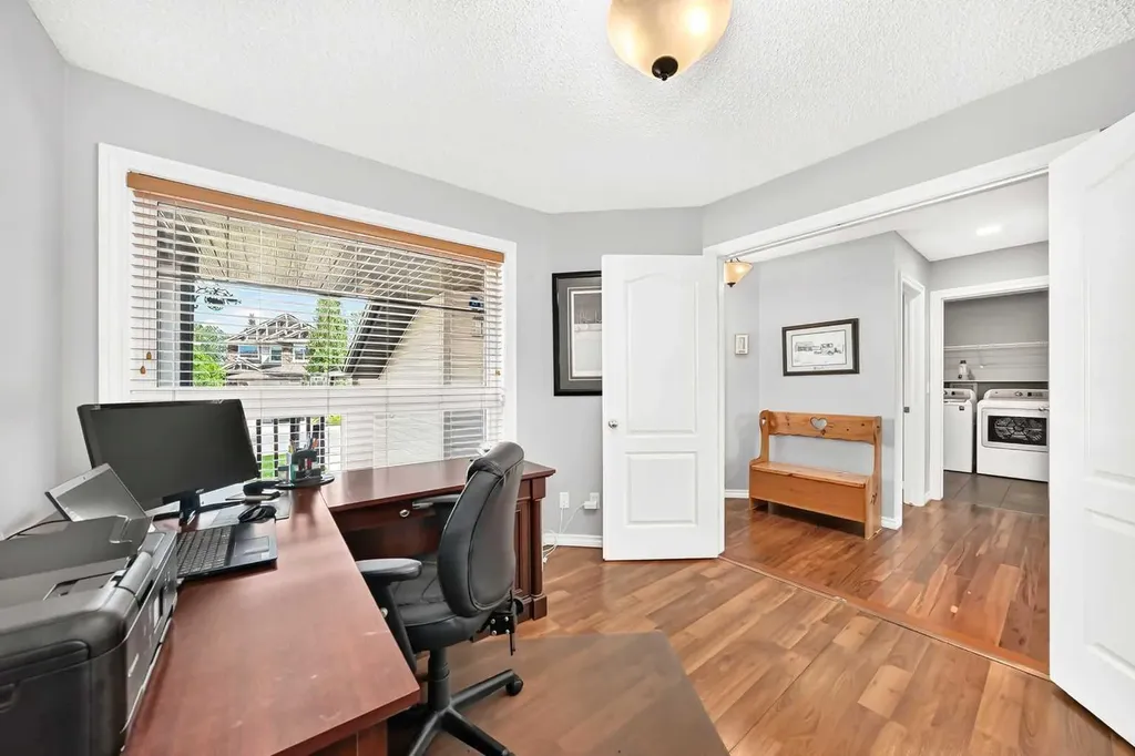 209 Crystal Green Point Okotoks AB T1S 2K7