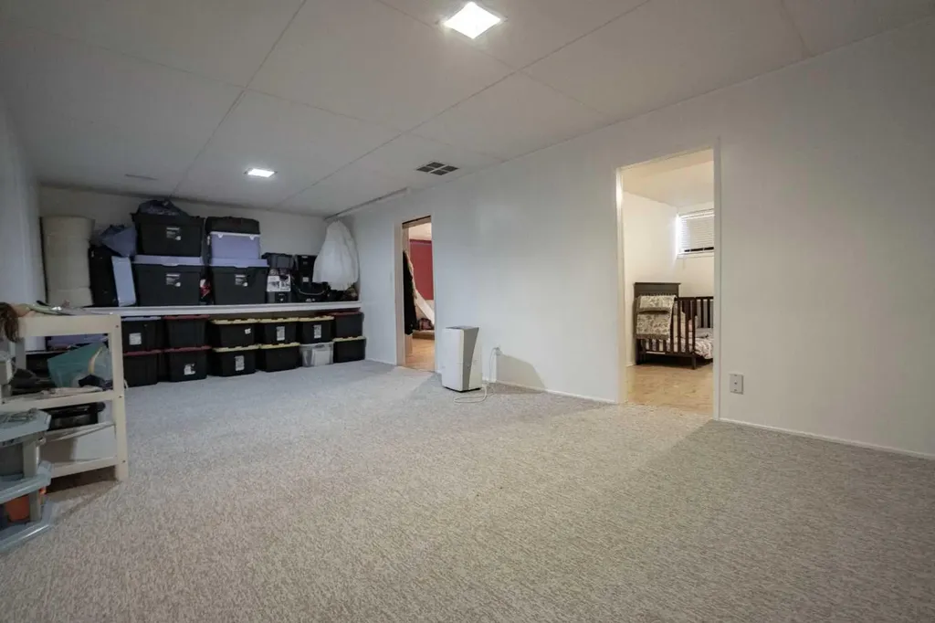 4811 53 Avenue Grimshaw AB T0H1W0