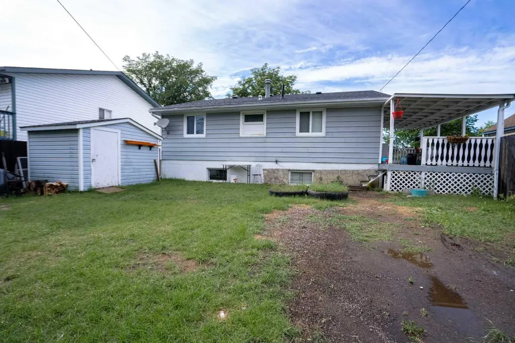 4811 53 Avenue Grimshaw AB T0H1W0