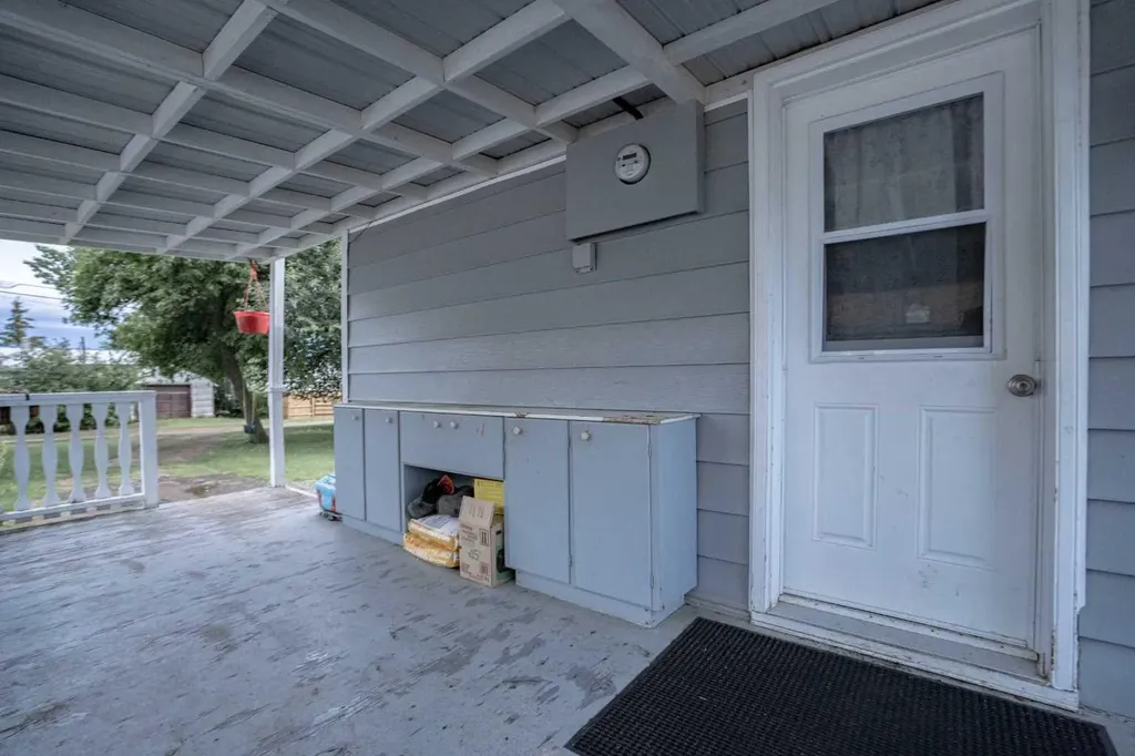 4811 53 Avenue Grimshaw AB T0H1W0