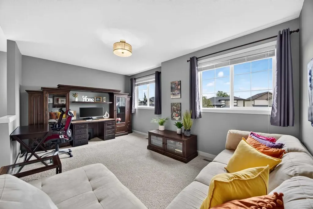 2029 Luxstone Boulevard SW Airdrie AB T4B 0J7