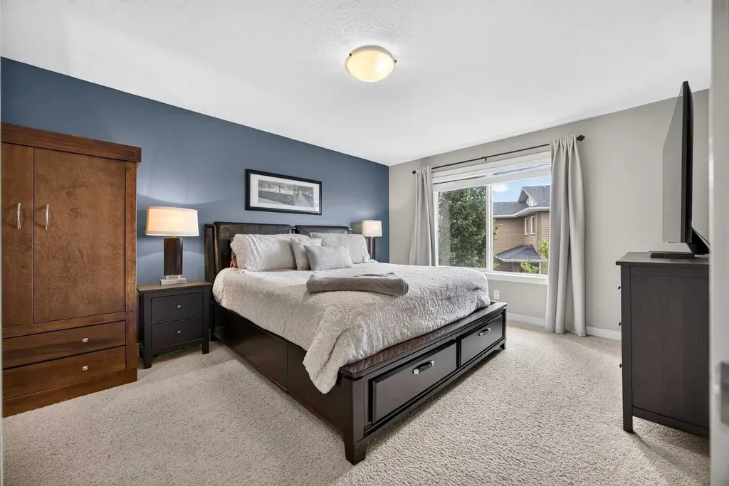 2029 Luxstone Boulevard SW Airdrie AB T4B 0J7