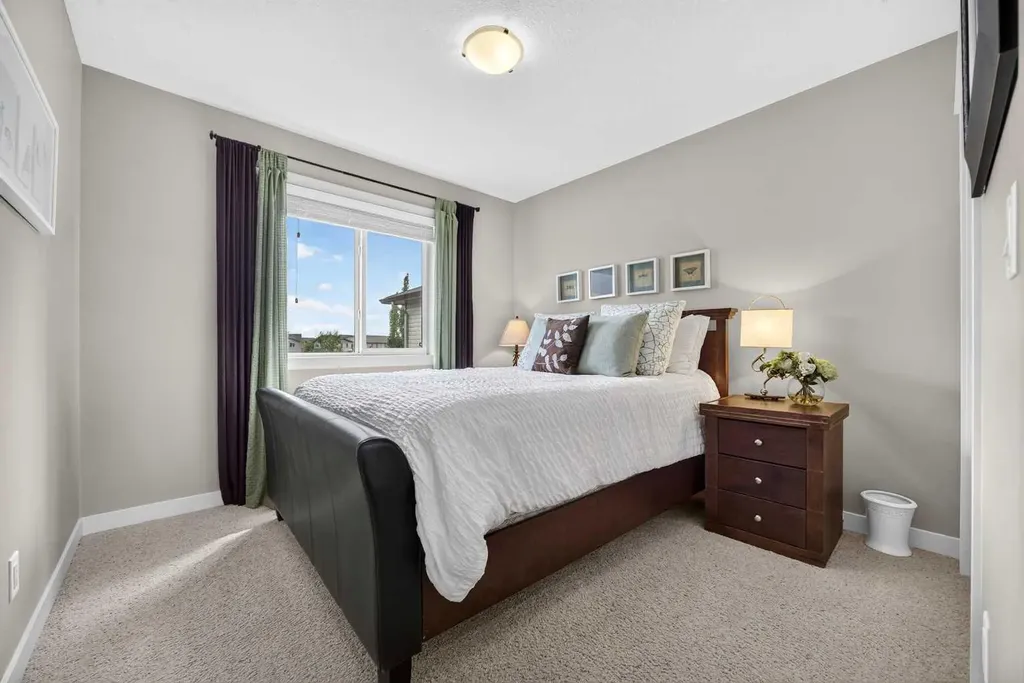 2029 Luxstone Boulevard SW Airdrie AB T4B 0J7