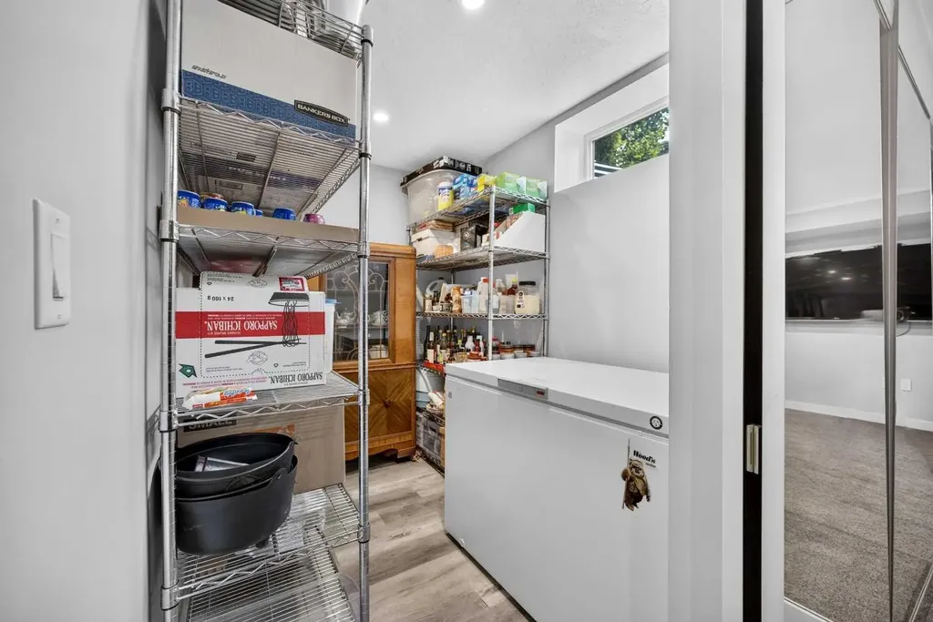 2029 Luxstone Boulevard SW Airdrie AB T4B 0J7