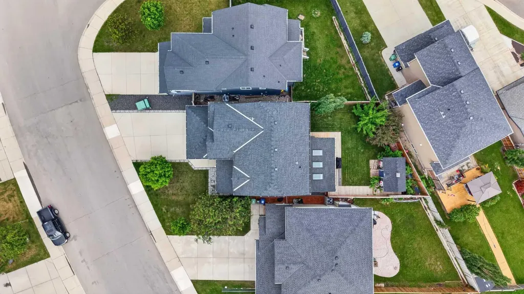 2029 Luxstone Boulevard SW Airdrie AB T4B 0J7