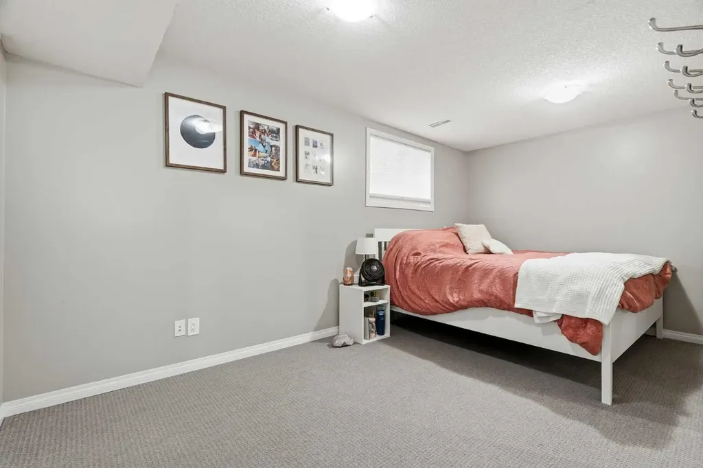 379 Cimarron Boulevard Okotoks AB T1S 2L8