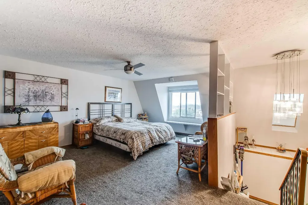 643 5 Street SE Medicine Hat AB T1A 0N4