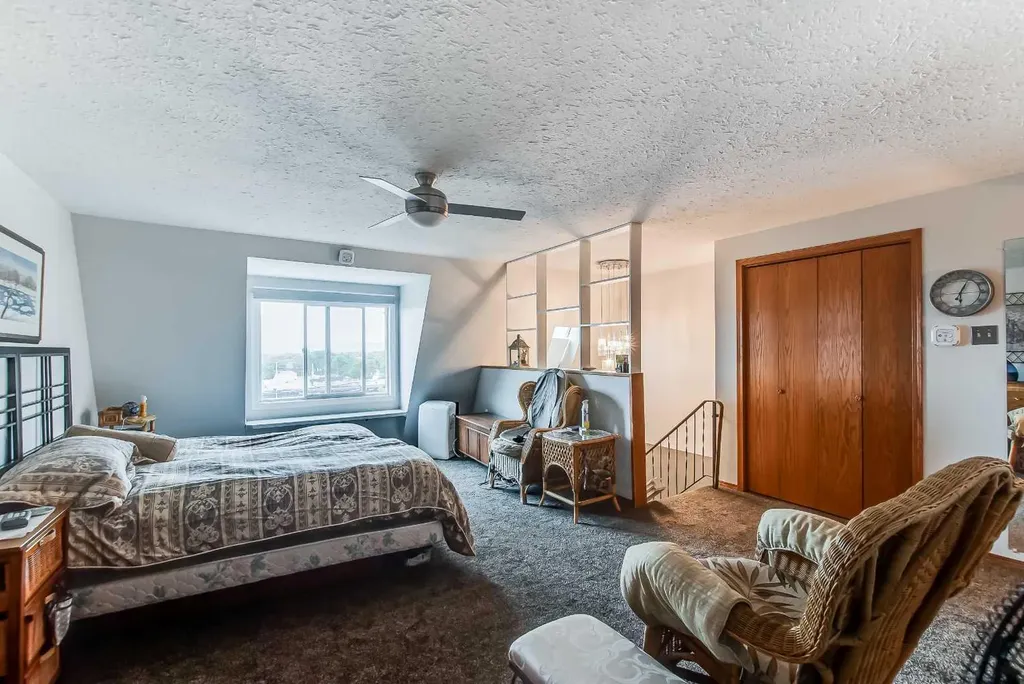 643 5 Street SE Medicine Hat AB T1A 0N4