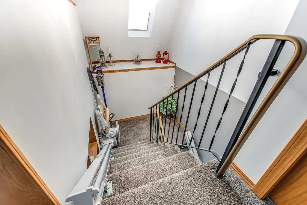 643 5 Street SE Medicine Hat AB T1A 0N4