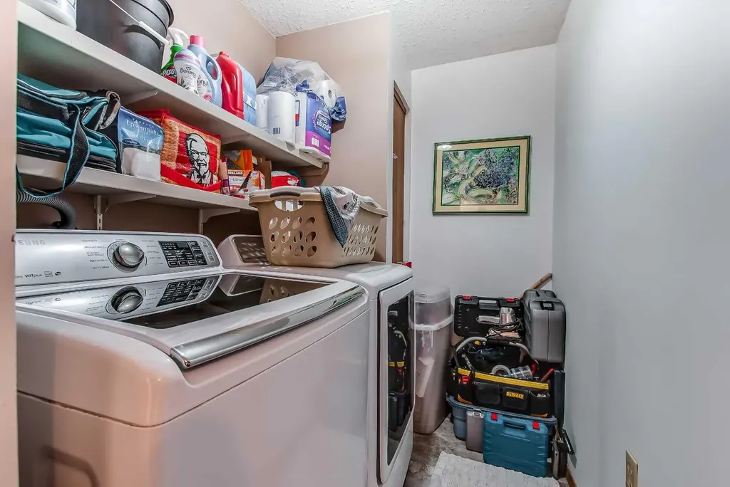 643 5 Street SE Medicine Hat AB T1A 0N4