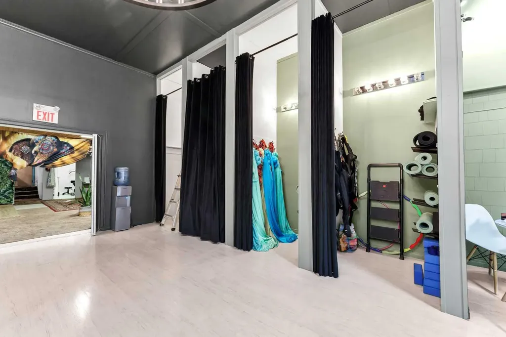 655 2 Street SE Medicine Hat AB T1A 0C8