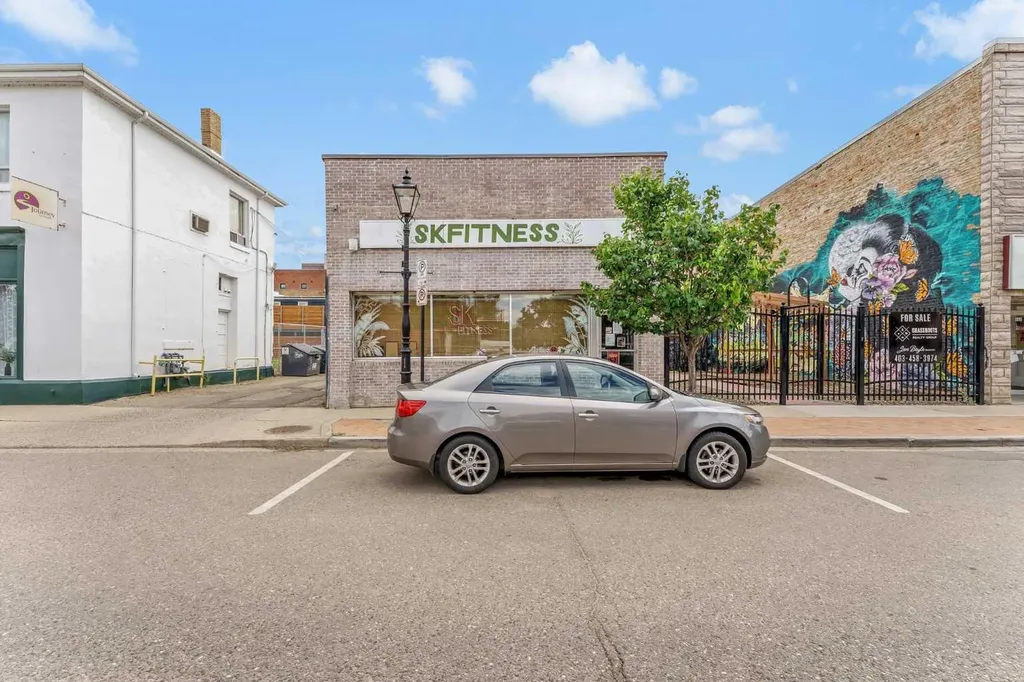 655 2 Street SE Medicine Hat AB T1A 0C8