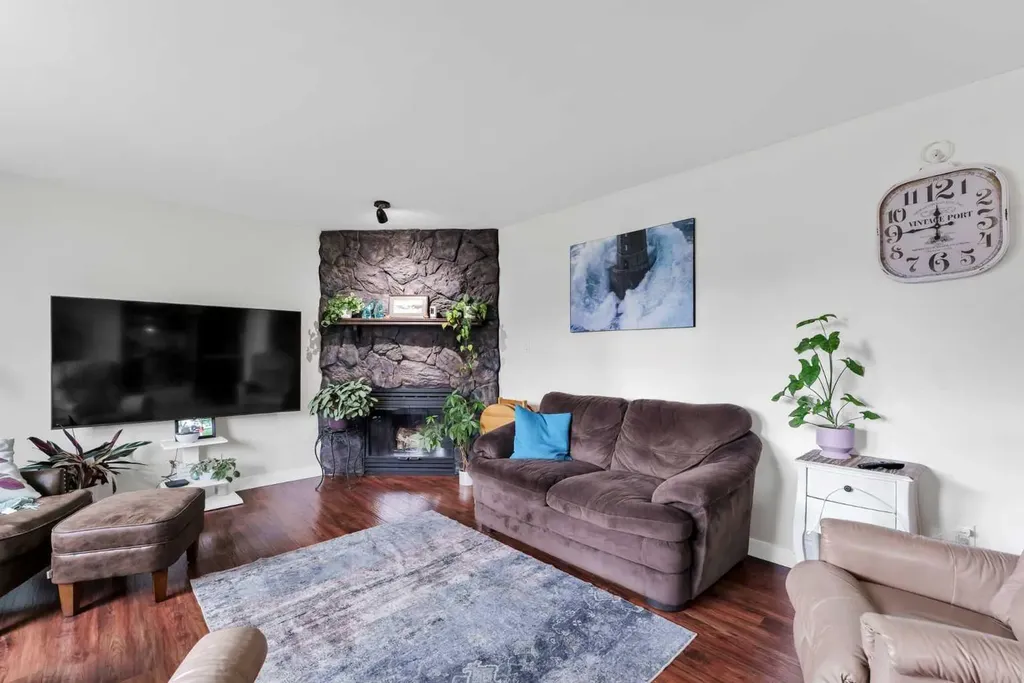 172 14 Street NW Medicine Hat AB T1A 6R6