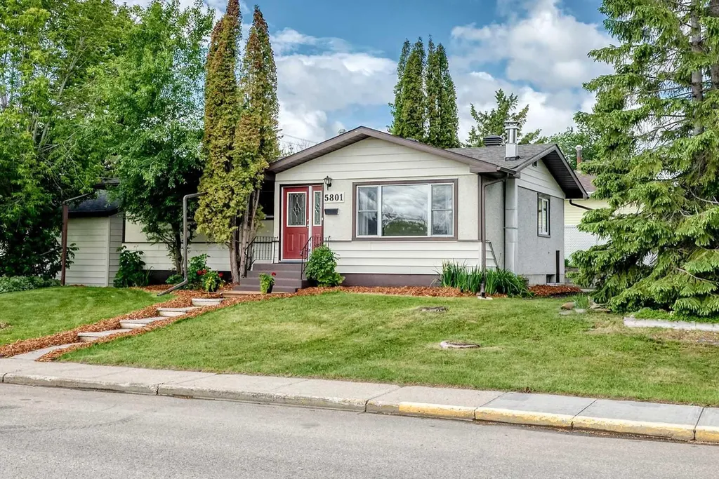 5801 41 Street Crescent Red Deer AB T4N1B5