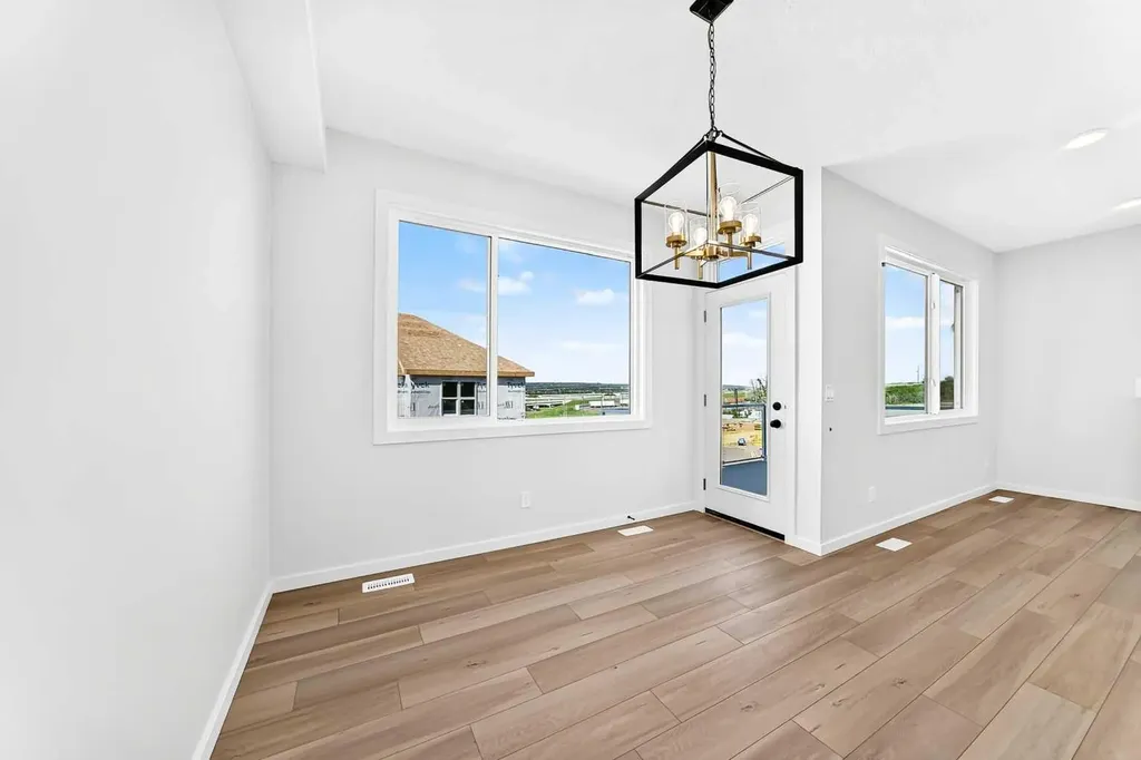 18 Osprey Hill Bay SW Calgary AB T3B 6S2