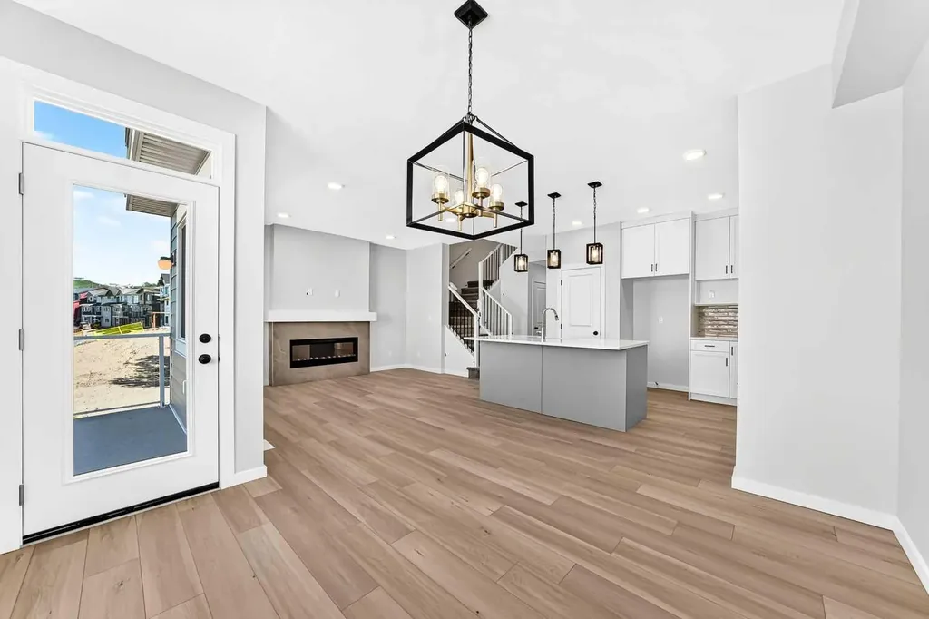 18 Osprey Hill Bay SW Calgary AB T3B 6S2