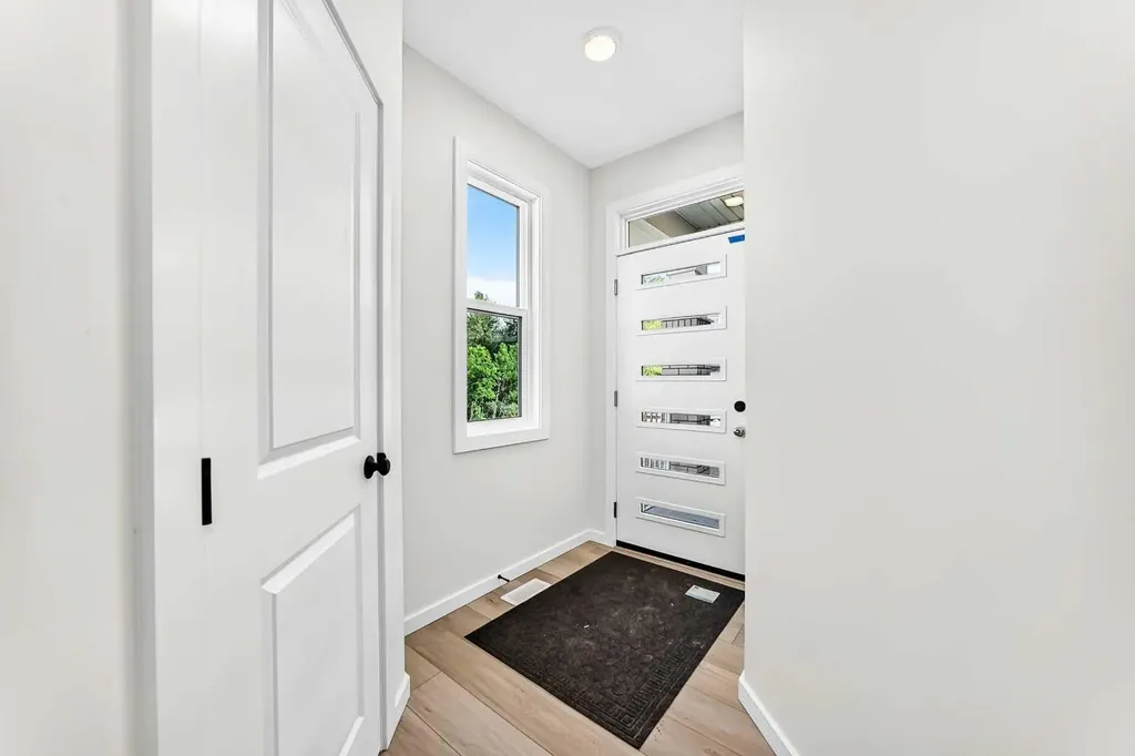 18 Osprey Hill Bay SW Calgary AB T3B 6S2