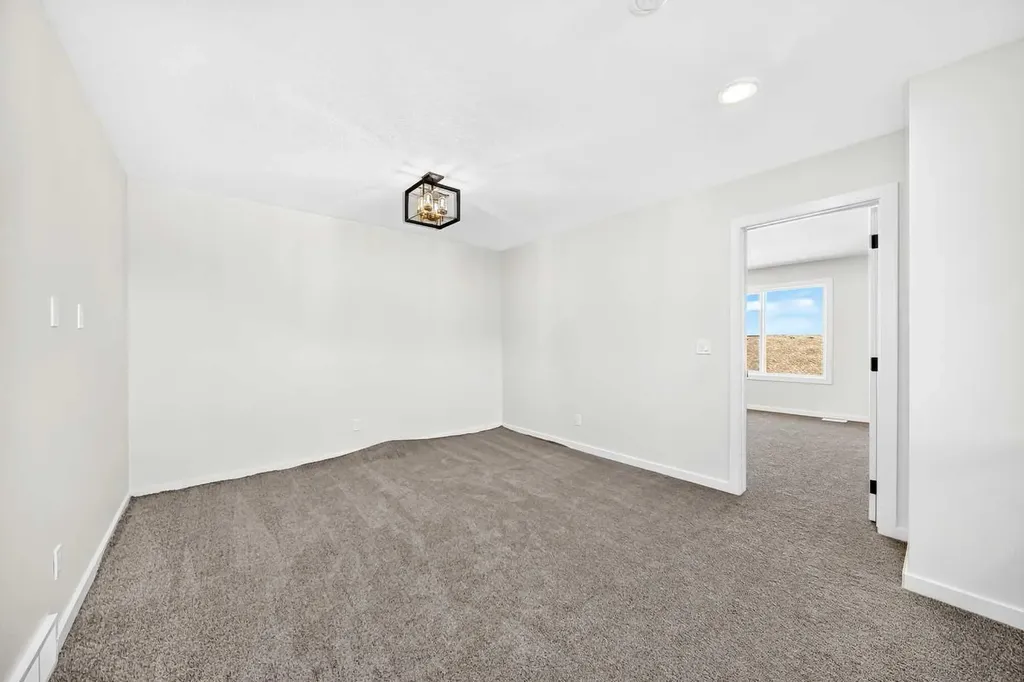 18 Osprey Hill Bay SW Calgary AB T3B 6S2