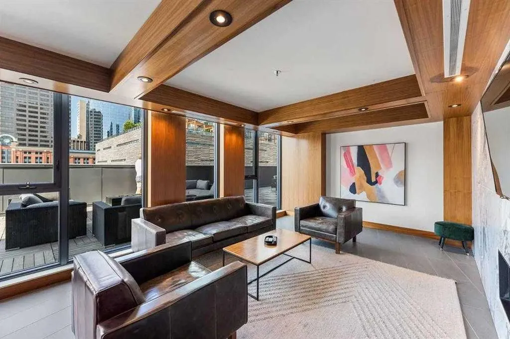 1010 6 Street SW Calgary AB T2R 1B4