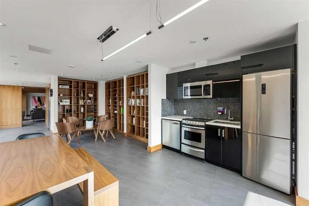1010 6 Street SW Calgary AB T2R 1B4