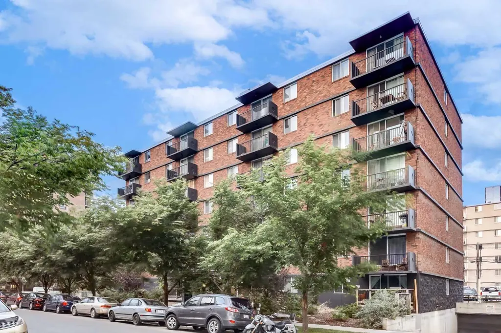 1236 15 Avenue SW Calgary AB T3C0X5