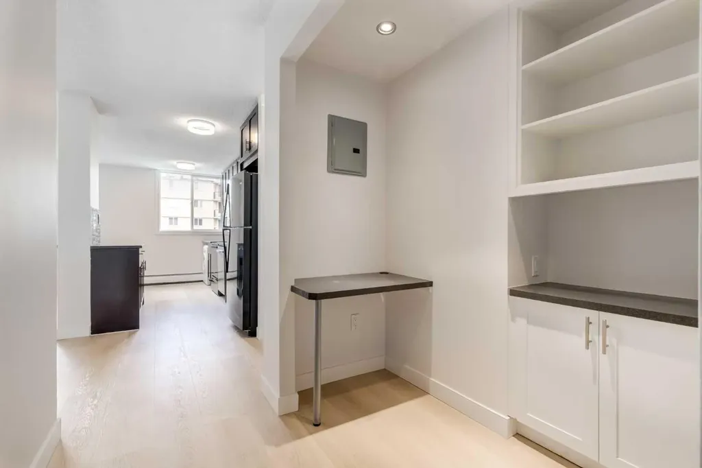 1236 15 Avenue SW Calgary AB T3C0X5