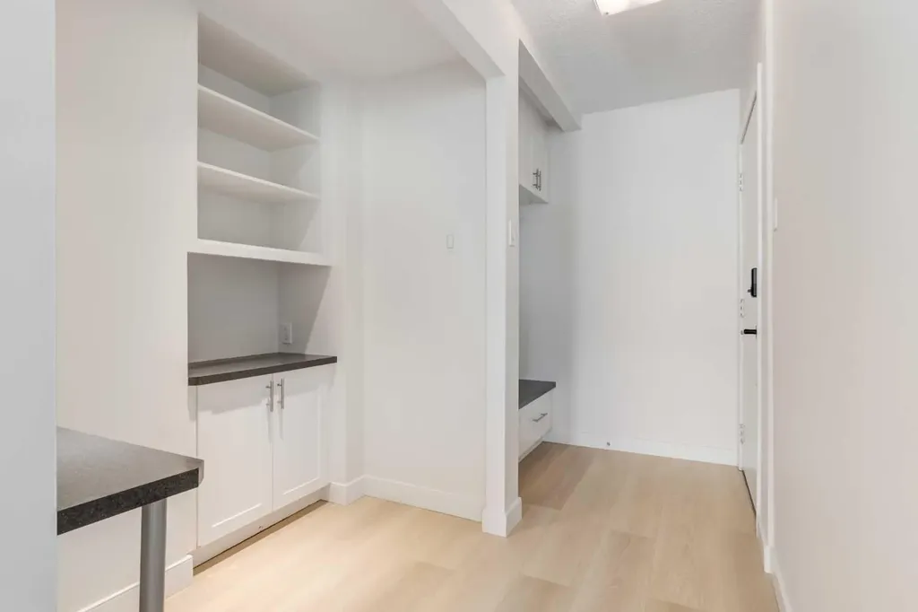 1236 15 Avenue SW Calgary AB T3C0X5