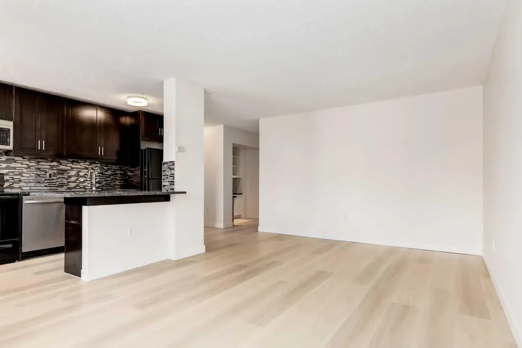 1236 15 Avenue SW Calgary AB T3C0X5