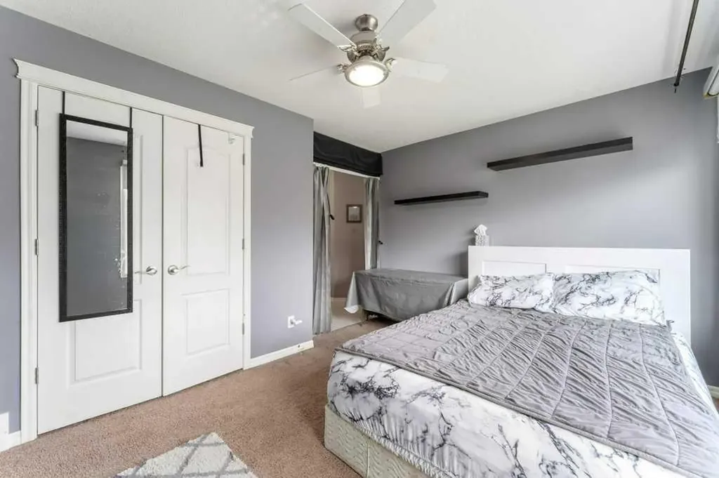 89 Cranarch Grove SE Calgary AB T3M 0T9