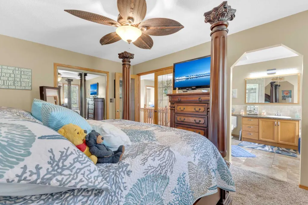 49 Willow Springs Crescent Sylvan Lake AB T4S 1G3