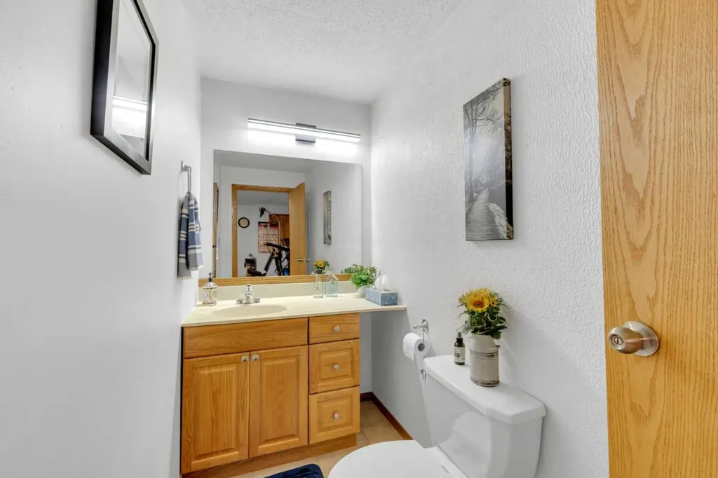 49 Willow Springs Crescent Sylvan Lake AB T4S 1G3