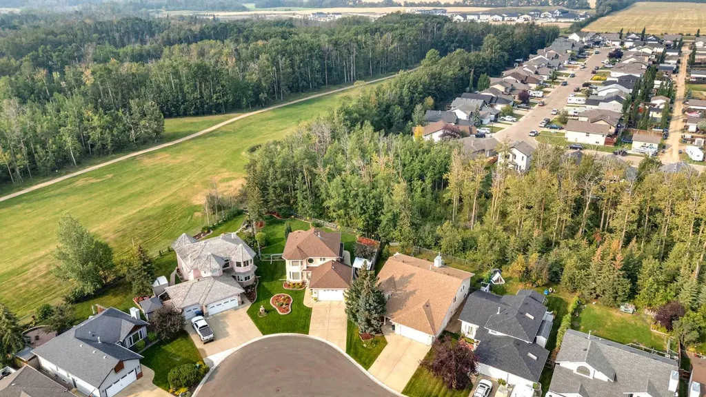 49 Willow Springs Crescent Sylvan Lake AB T4S 1G3