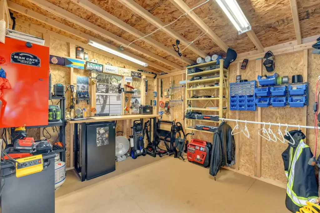49 Willow Springs Crescent Sylvan Lake AB T4S 1G3