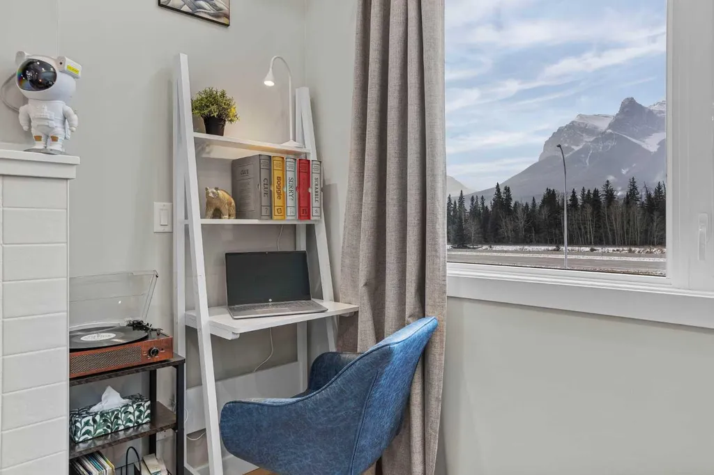 750 Harvie Heights Road Harvie Heights AB T1W 2W2