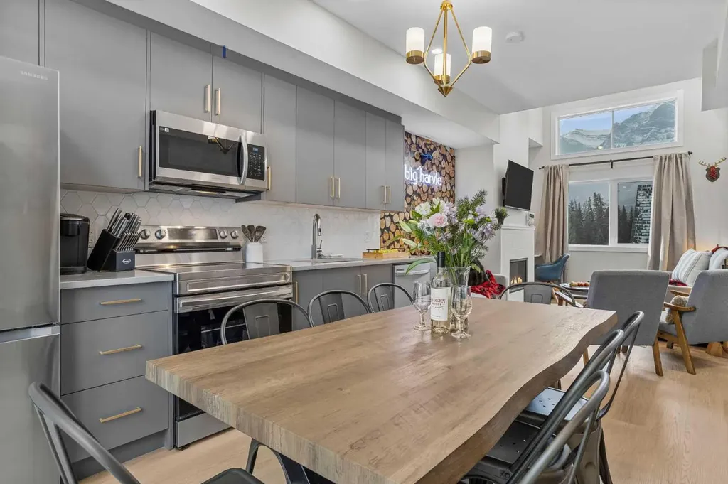 750 Harvie Heights Road Harvie Heights AB T1W 2W2