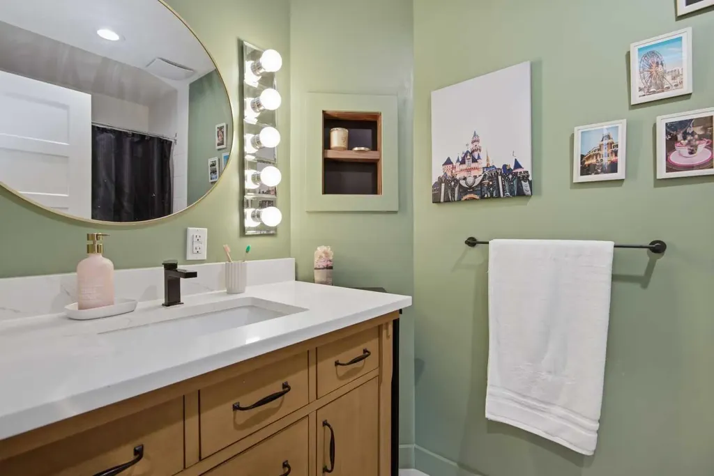 50 Rogers Crescent Red Deer AB T4P 3K5