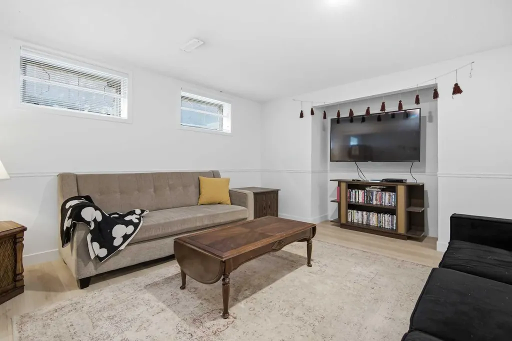 50 Rogers Crescent Red Deer AB T4P 3K5