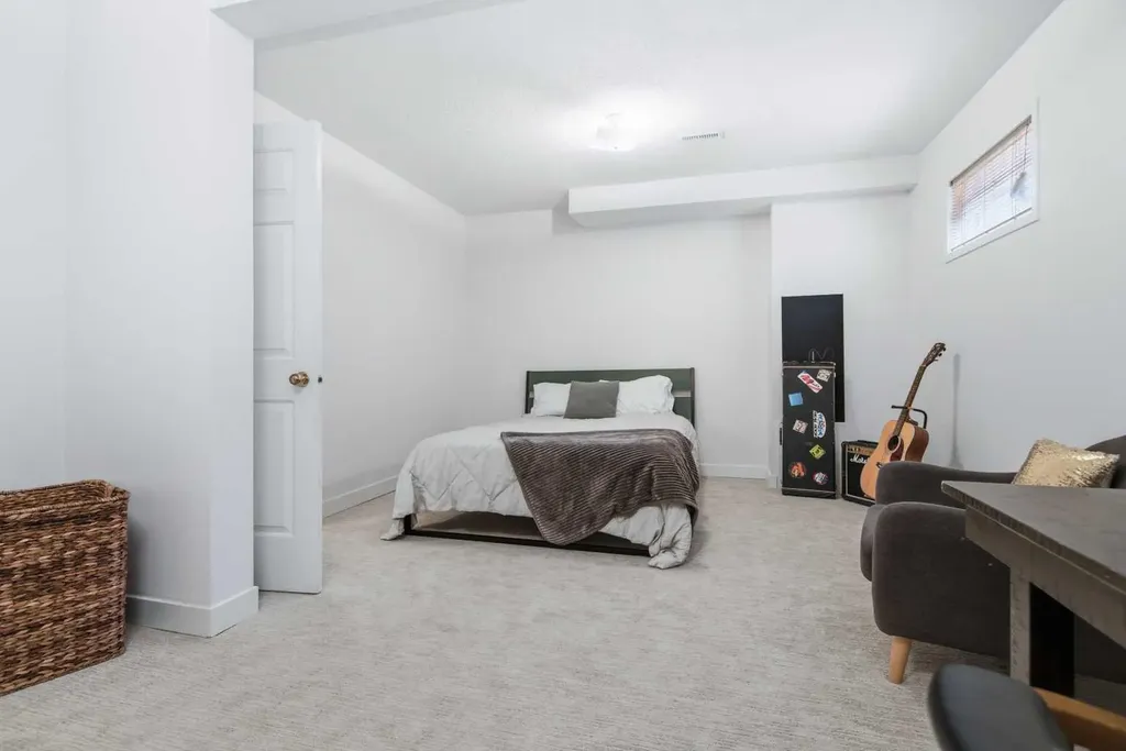50 Rogers Crescent Red Deer AB T4P 3K5