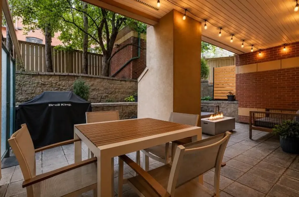 1235 Cameron Avenue SW Calgary AB T2T 0L1