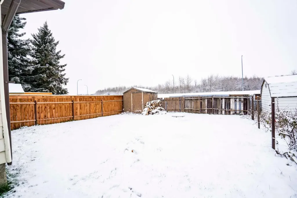 7101 93 Street Grande Prairie AB T8V 6H4