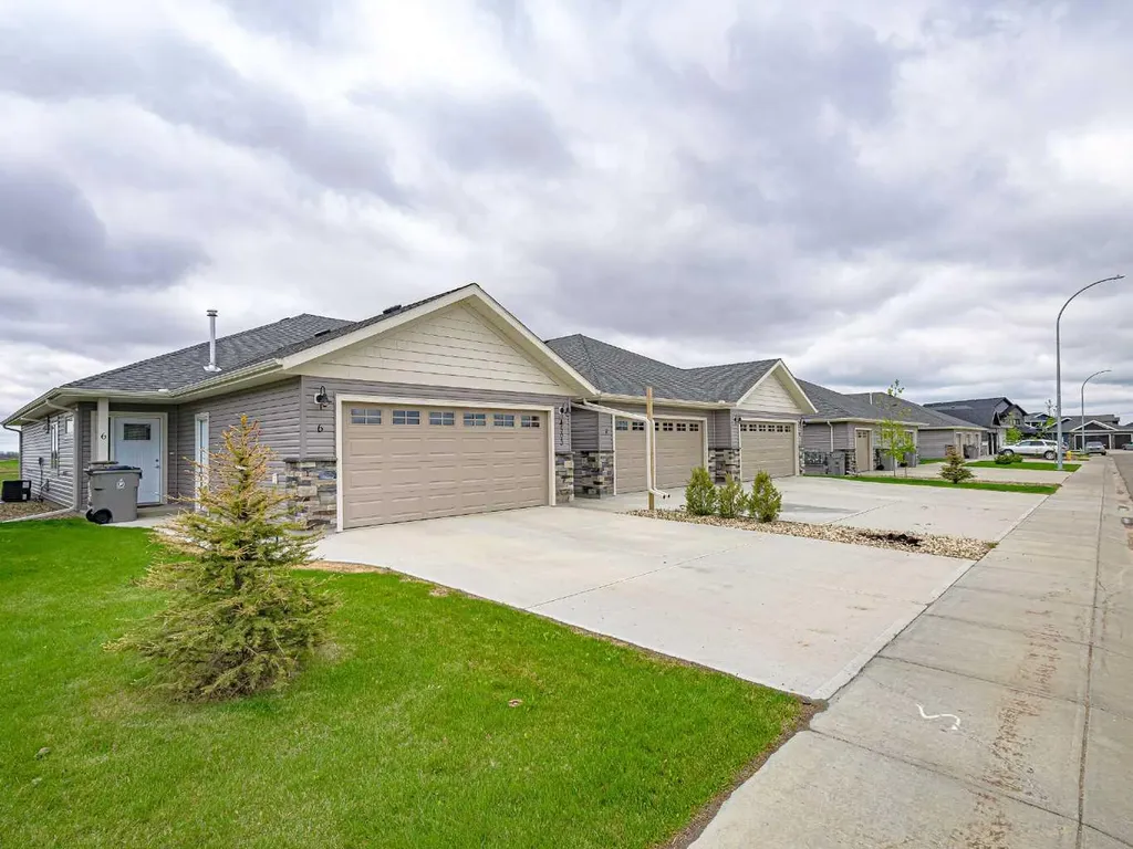 4503 16 Street Lloydminster AB S9V 2K9