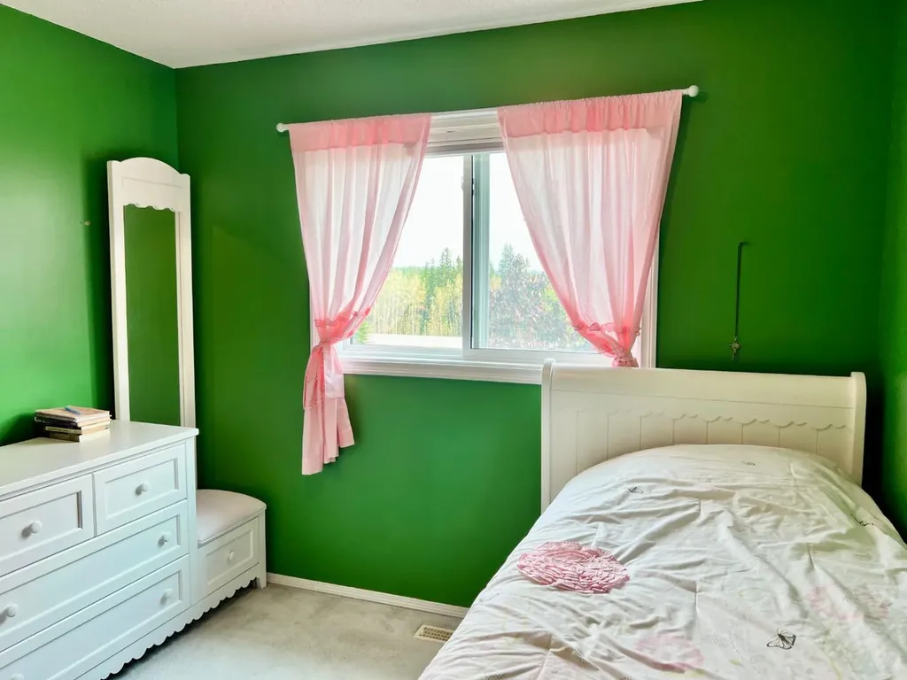 6011 54 Street Rocky Mountain House AB T4T 1L9