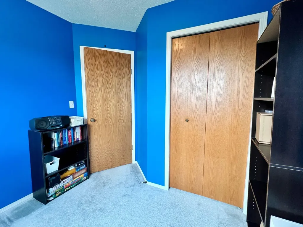 6011 54 Street Rocky Mountain House AB T4T 1L9